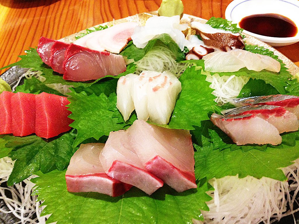 「至高の魚料理」魚虎：北九州市八幡西区　刺し盛り